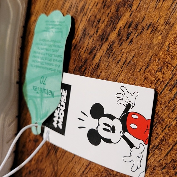 NEW Disney Mickey Mouse Shoes - Picture 6 of 9
